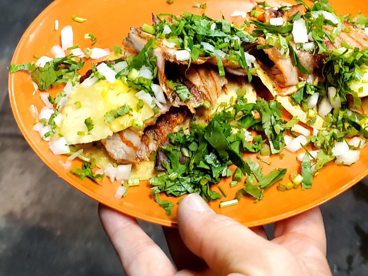 Tacos, Mezcal, and Grasshoppers – A trip through Narvarte